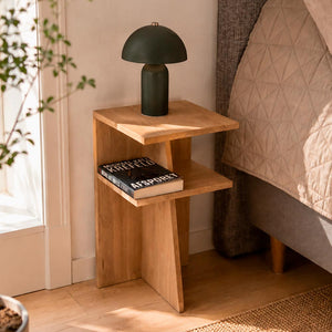 Natbord / sidebord i massiv eg